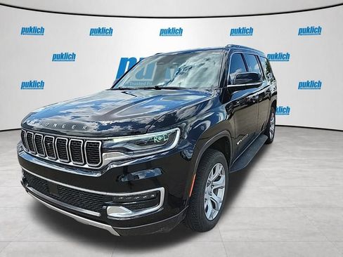 Used 2022 Jeep Wagoneer Series II w/ Convenience Group I AWD/4WD image 3