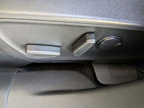 Certified 2023 Ford Escape ST-Line AWD/4WD image 21