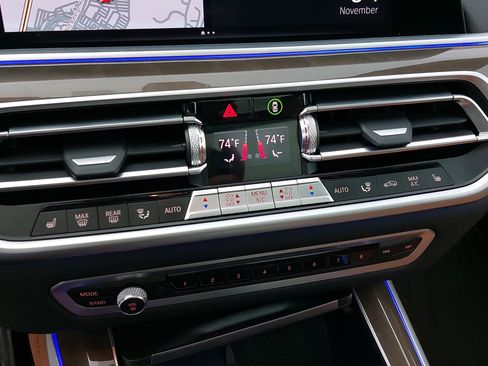 Used 2022 BMW X5 xDrive40i w/ Premium Package image 23