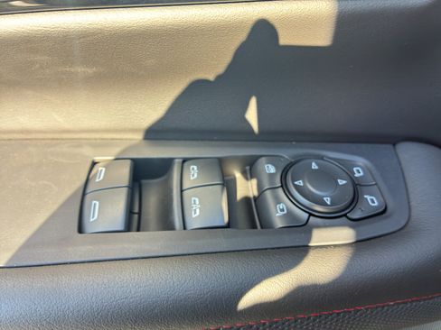 Used 2025 Chevrolet Tahoe RST w/ RST Capability Package AWD/4WD image 20