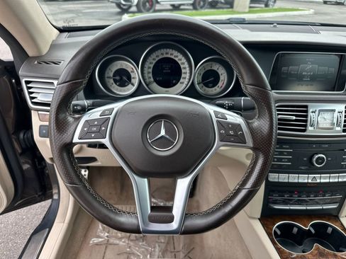 Used 2016 Mercedes-Benz E 550 Cabriolet image 16