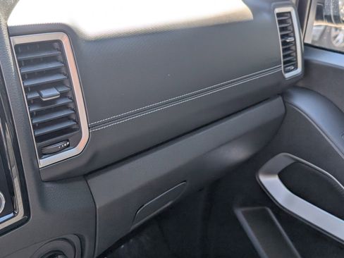 Certified 2024 Nissan Frontier SV w/ Technology Package image 22