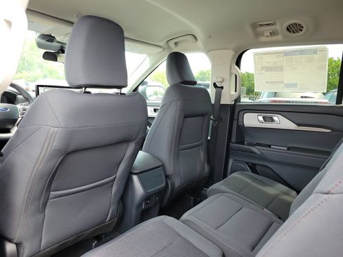 New 2026 Ford Explorer Active AWD/4WD image 16