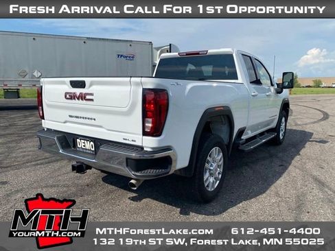 Used 2024 GMC Sierra 2500 SLE w/ SLE Value Package AWD/4WD image 8