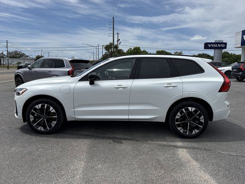 New 2026 Volvo XC60 T8 Plus w/ Protection Package Premier image 2