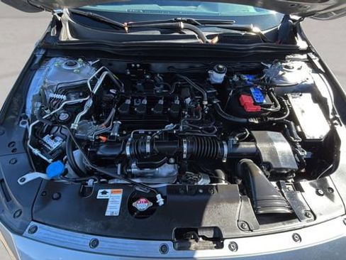 Used 2022 Honda Accord Sport image 32