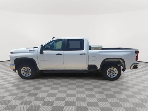 Used 2024 Chevrolet Silverado 2500 W/T w/ WT Convenience Package AWD/4WD image 4
