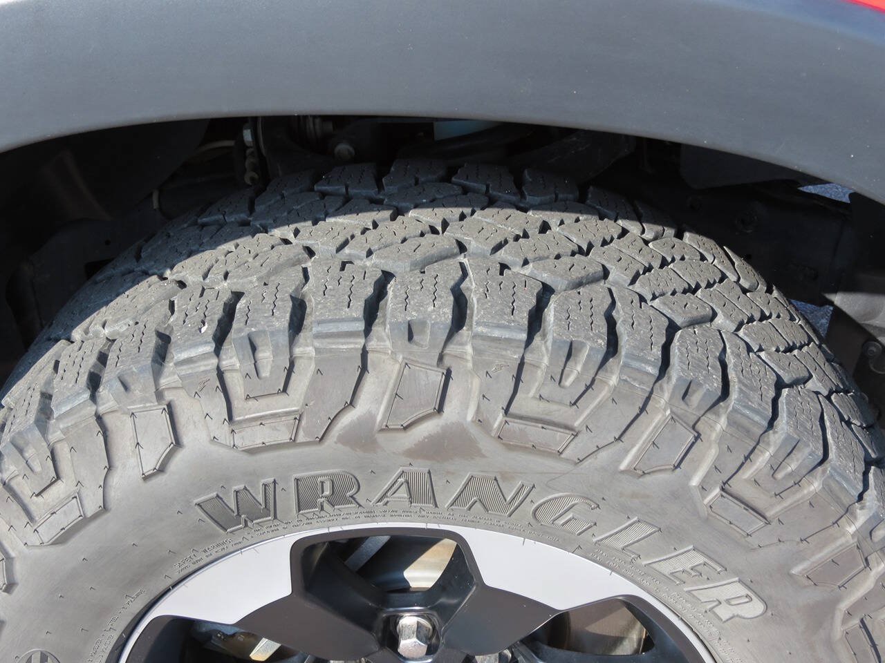 Used 2020 RAM 1500 Rebel w/ Rebel Level 2 Equipment Group AWD/4WD image 18