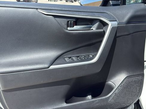 Used 2022 Toyota RAV4 XSE AWD/4WD image 20