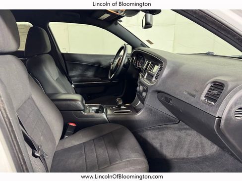 Used 2013 Dodge Charger SE w/ Connectivity Group image 13