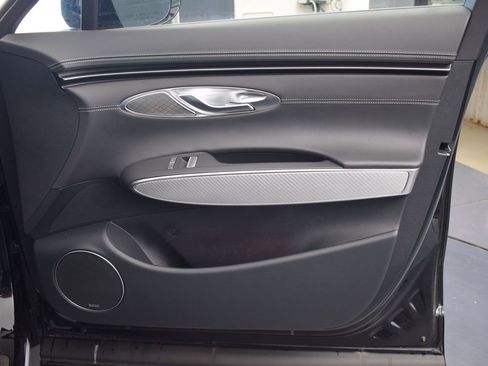 Used 2025 Genesis GV70 2.5T w/ Sport Prestige Package image 14