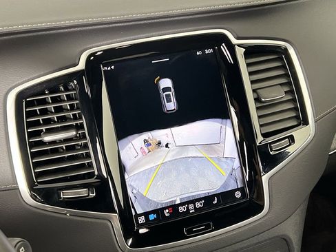 Certified 2024 Volvo XC90 B6 Ultimate w/ Lounge Package image 24