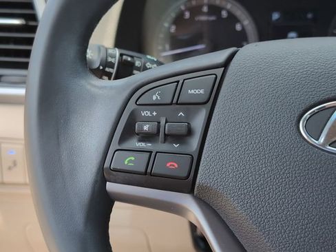 Used 2018 Hyundai Tucson Sport w/ Cargo Package FWD image 25