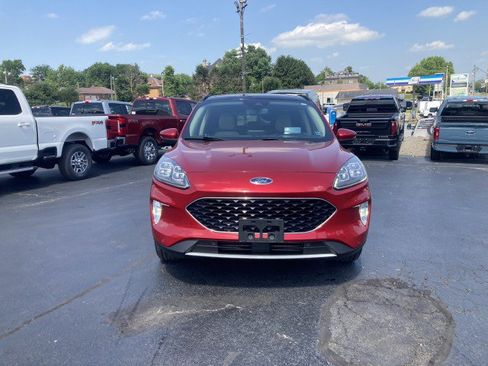 Used 2020 Ford Escape Titanium AWD/4WD image 3