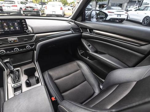 Used 2019 Honda Accord Sport image 21
