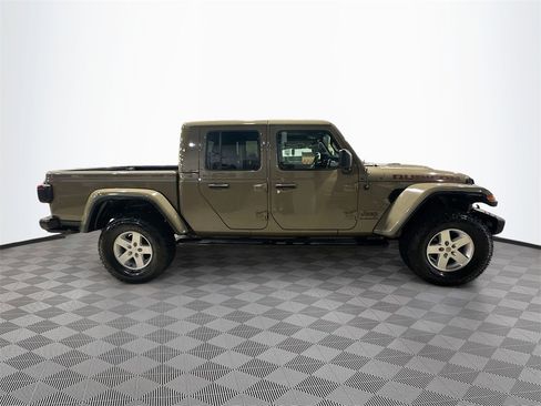 Used 2020 Jeep Gladiator Rubicon image 5