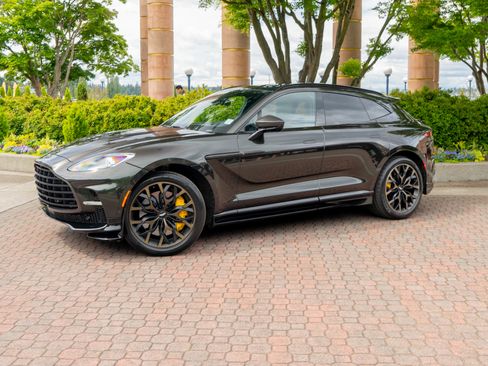 Used 2023 Aston Martin DBX 707 AWD/4WD image 40