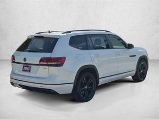 Used 2023 Volkswagen Atlas SEL R-Line AWD/4WD video 3