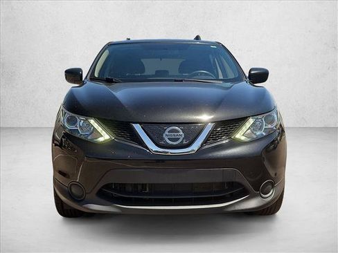 Used 2019 Nissan Rogue Sport S w/ Appearance Package FWD image 2