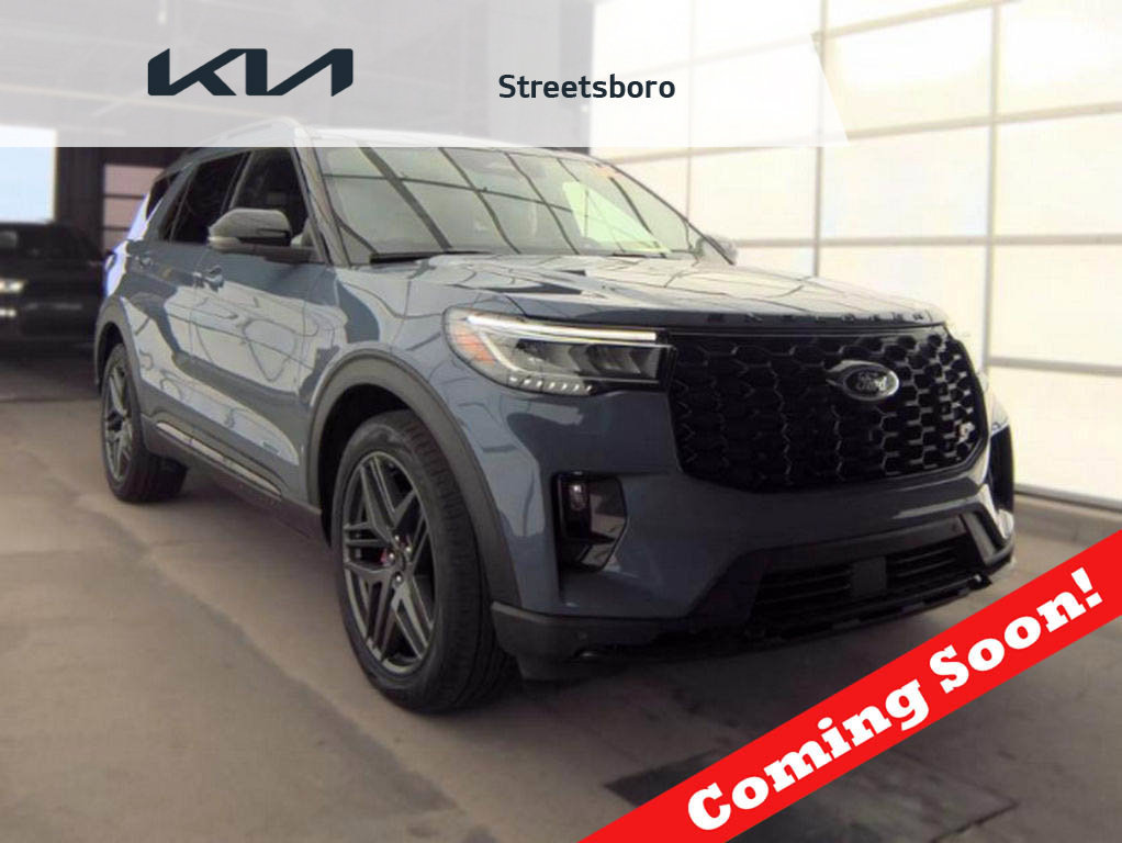 Used 2025 Ford Explorer ST AWD/4WD image 1