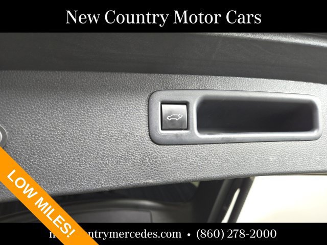 Used 2025 Toyota Highlander XSE AWD/4WD image 9