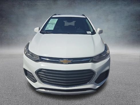 Certified 2021 Chevrolet Trax LT w/ LT Convenience Package FWD image 9