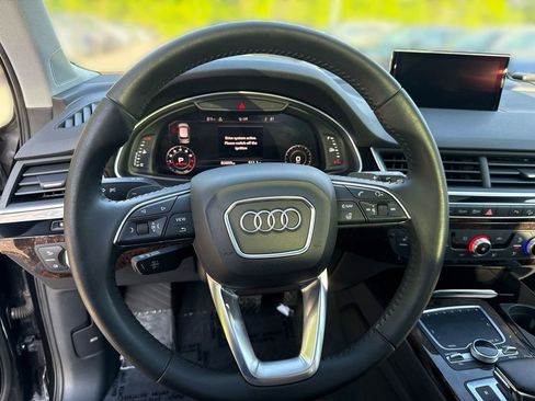 Used 2019 Audi Q7 3.0T Premium Plus AWD/4WD image 11