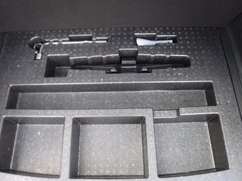 Used 2024 Honda HR-V LX image 27