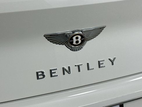 Used 2020 Bentley Continental GT AWD/4WD image 40