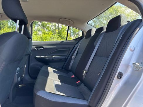 Used 2025 Nissan Versa SV FWD image 24