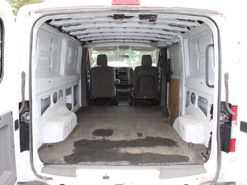 Used 2021 Nissan NV 1500 S image 20