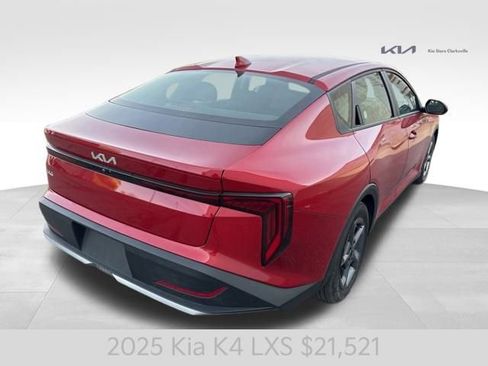 Used 2025 Kia K4 LXS image 8