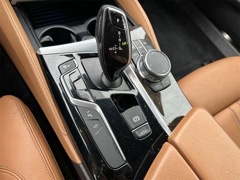 Used 2018 BMW 530i image 33