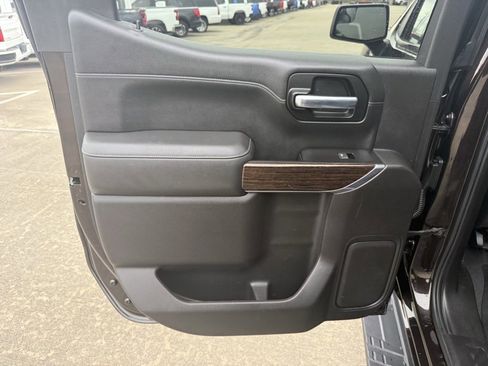 Used 2020 GMC Sierra 1500 Elevation w/ Elevation Value Package image 27