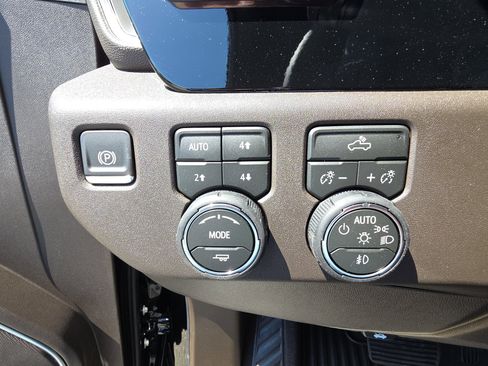New 2026 Chevrolet Silverado 1500 RST w/ Convenience Package II AWD/4WD image 21