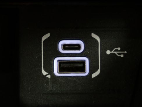 Used 2023 Jeep Compass Trailhawk image 22