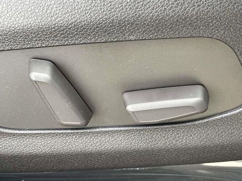 New 2026 Kia Carnival EX image 19