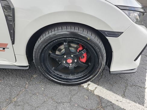 Used 2019 Honda Civic Sport image 10