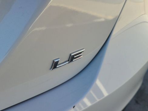 Used 2023 Toyota Camry LE image 7