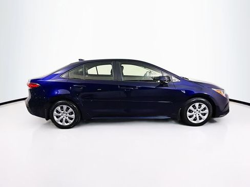 Used 2021 Toyota Corolla LE FWD image 9