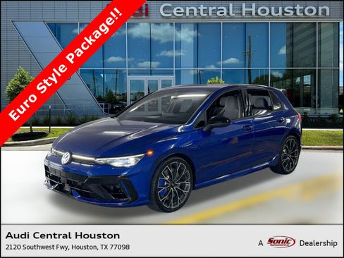 Used 2025 Volkswagen Golf w/ Euro Style Package image 1