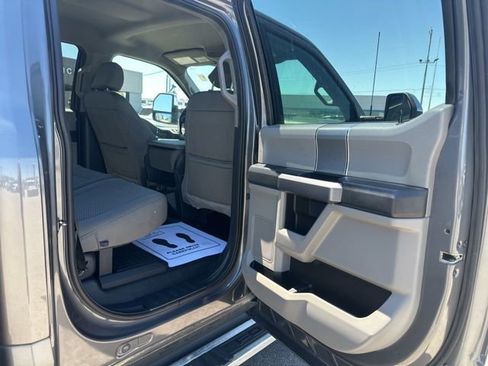 Used 2022 Ford F350 XLT w/ XLT Premium Package AWD/4WD image 19