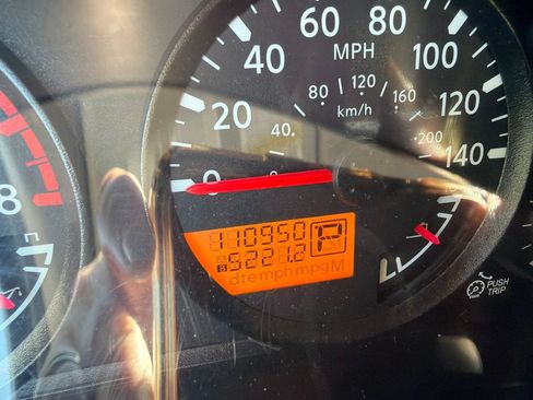 Used 2012 Nissan Xterra X RWD image 6