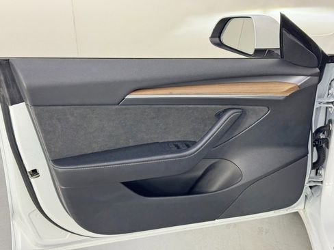 Used 2022 Tesla Model 3 image 42