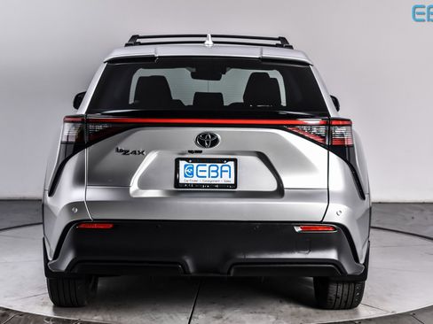 Used 2024 Toyota bZ4X XLE w/ Weather Package image 5