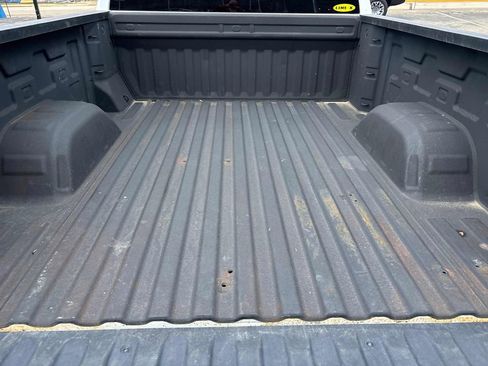 Used 2021 Chevrolet Silverado 1500 Custom image 31