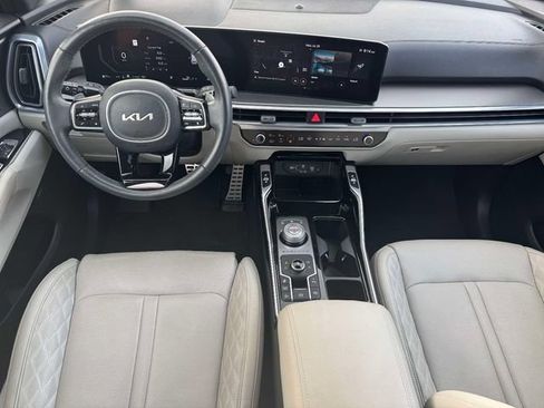 Used 2025 Kia Sorento SX Prestige AWD/4WD image 18