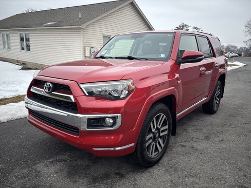 Used 2016 Toyota 4Runner Limited image 8
