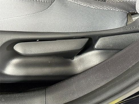 Certified 2025 Toyota Corolla SE image 12