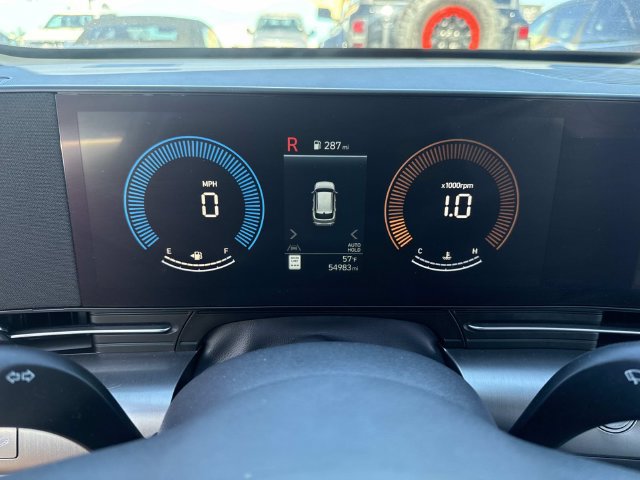 Used 2025 Hyundai Kona SEL FWD image 32